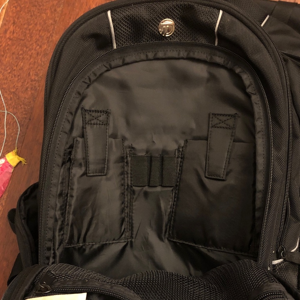 Targus Black Multi-Compartment Backpack - Picture 3 of 13